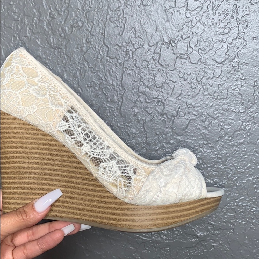 Size 6 wedges